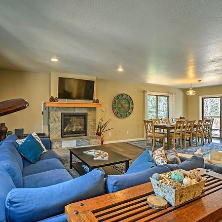 South Lake Tahoe Home With Hot Tub, Deck, And More! Eksteriør billede