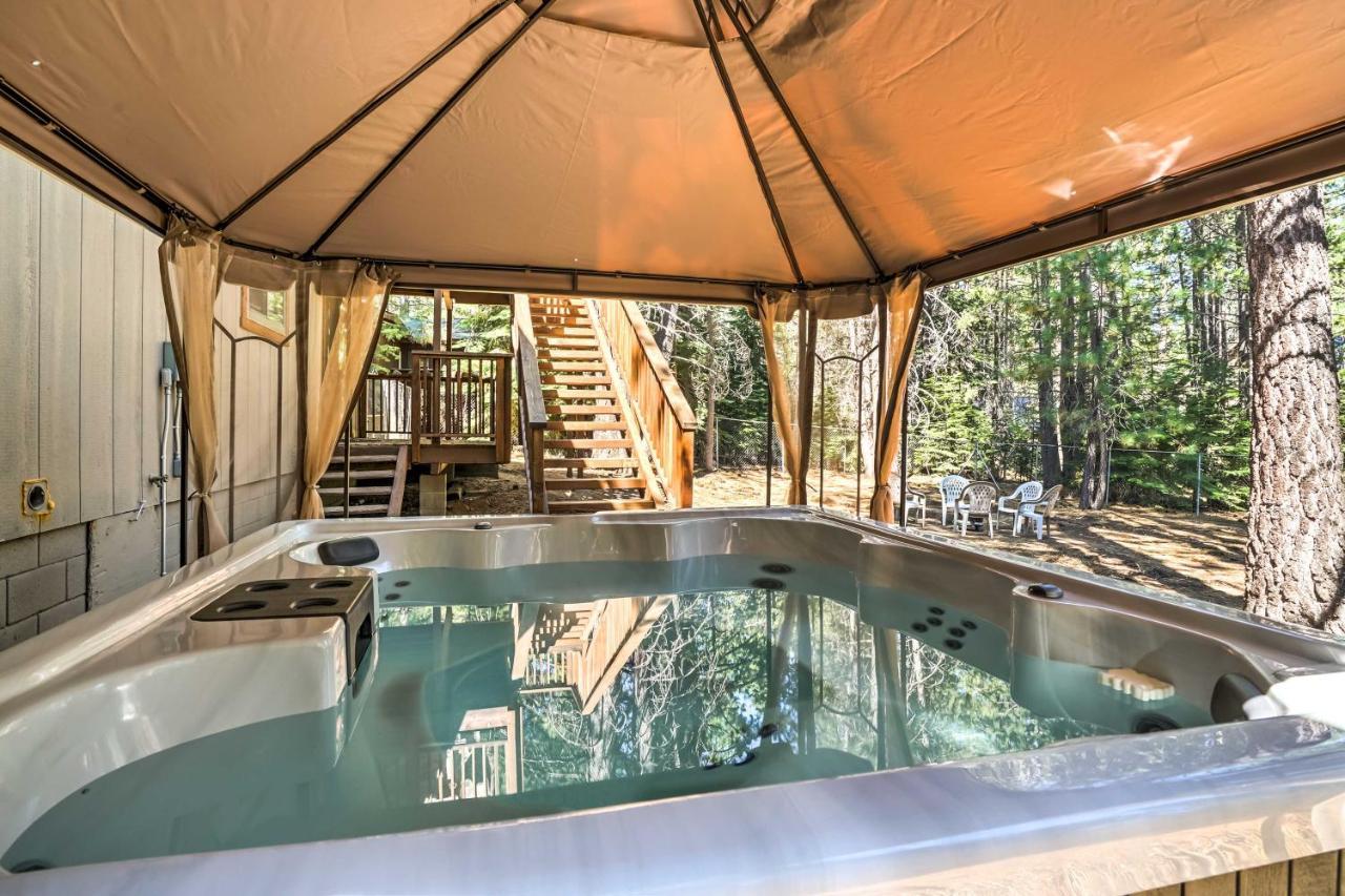 South Lake Tahoe Home With Hot Tub, Deck, And More! Eksteriør billede